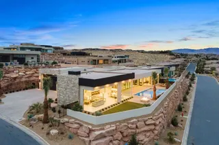 Stone Cliff Luxury Homes in St. George, Utah: What Makes This Community Distinctive
