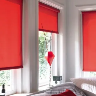 Pergola, store banne ou voile d’ombrage : quelle solution choisir ?