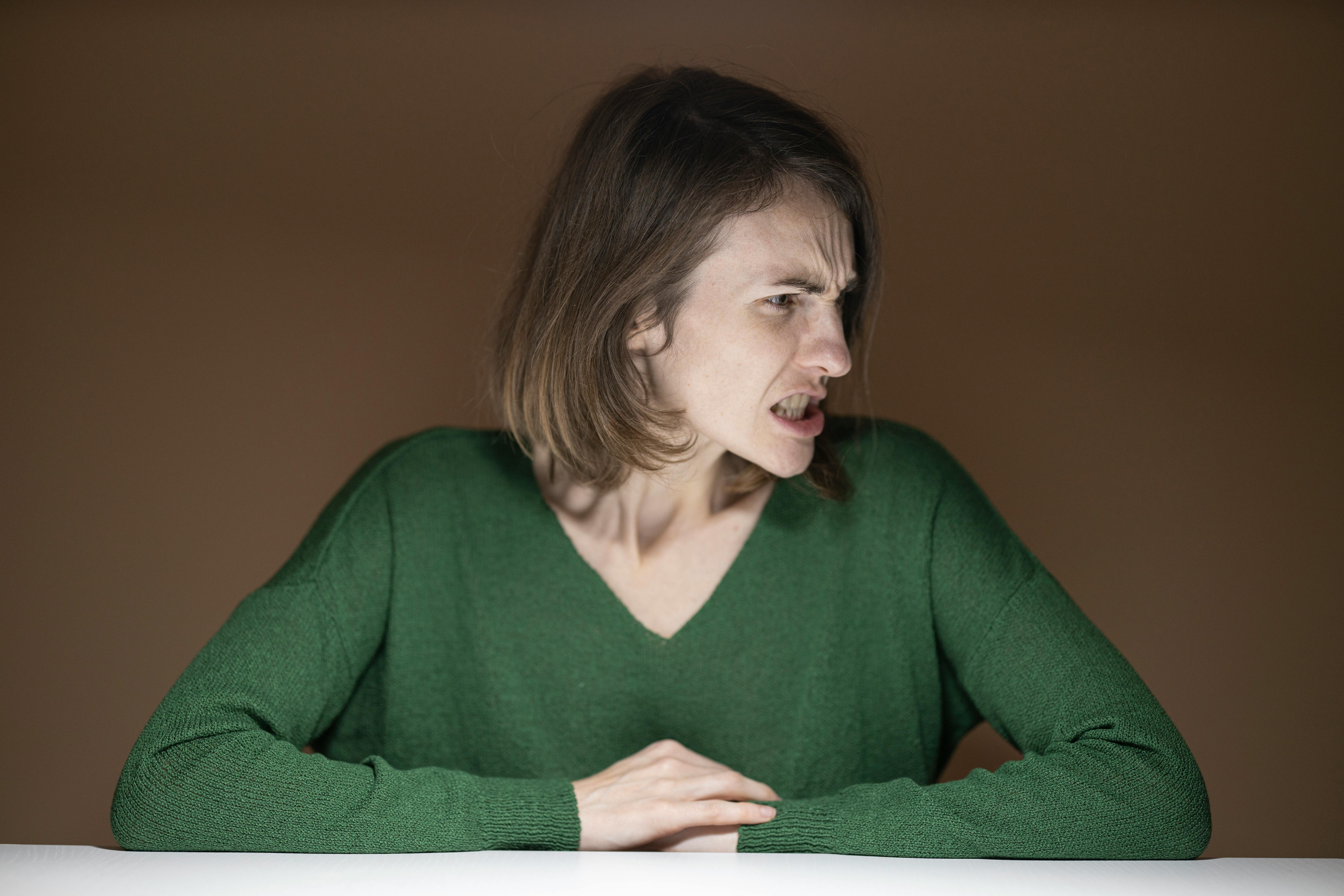 Why Do I Keep Having the Same Thoughts? (The Overthinking Loop Explained)