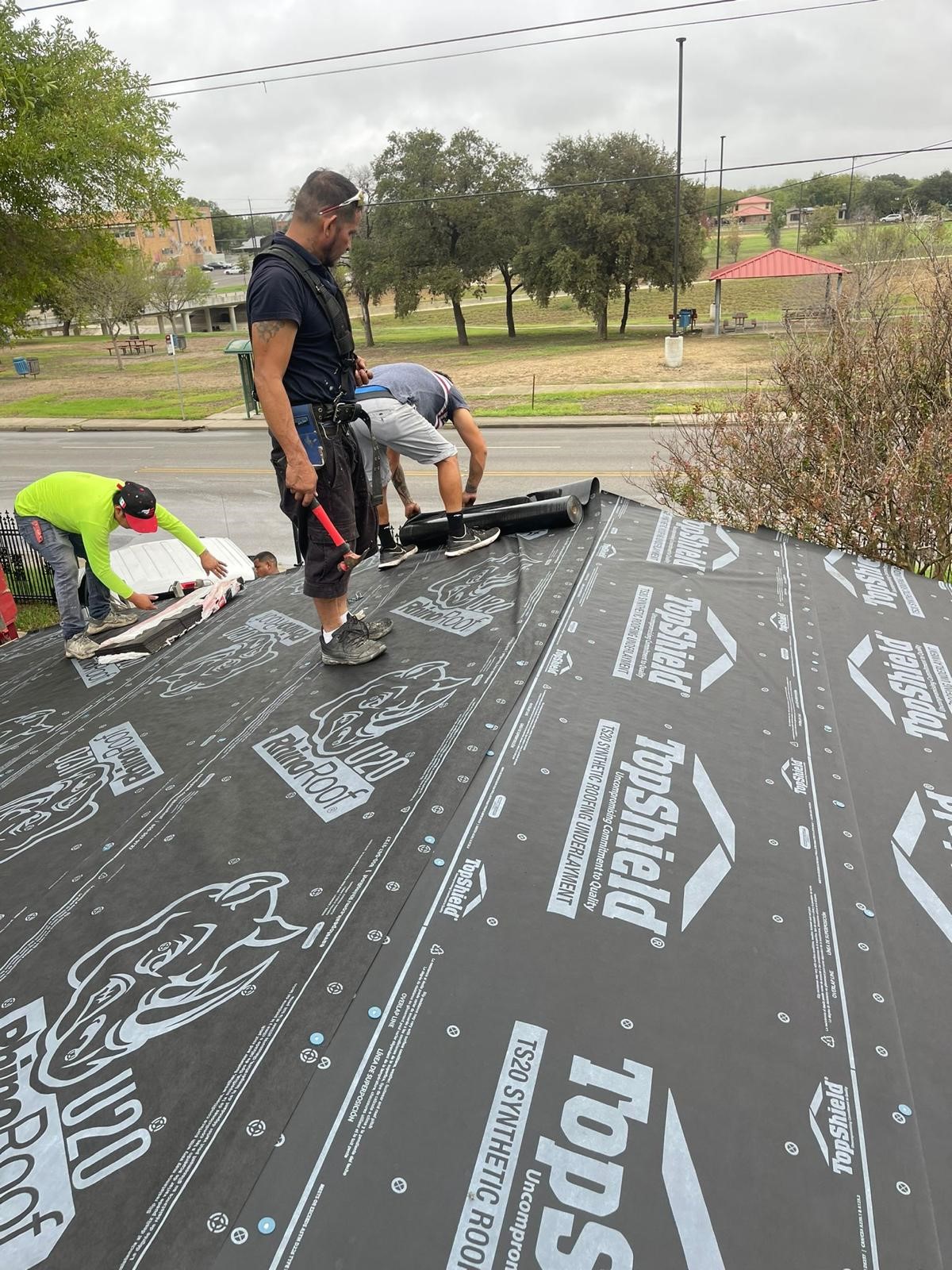 How Long Does a Roof Last Lifespan by Material