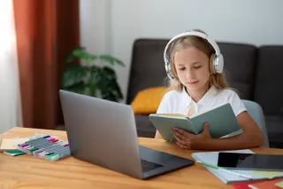 Support Strategies for 3rd Grade Struggling Readers