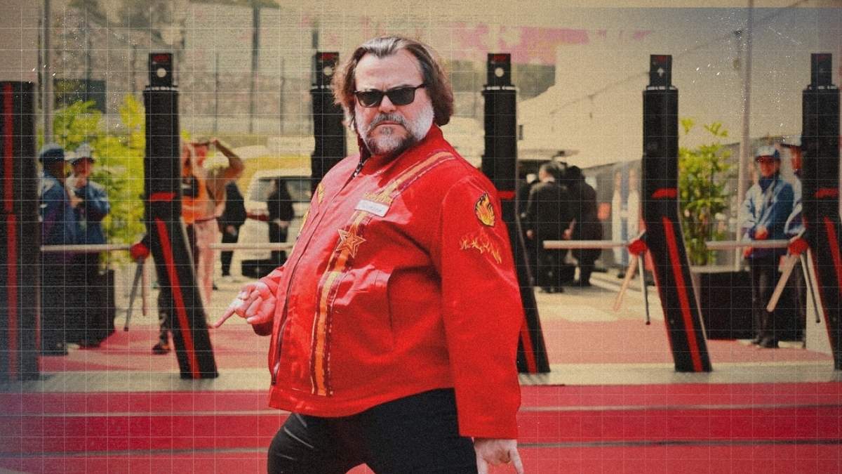 Jack Black ROCKS the F1 Finish Line — Chequered Flag Wave Goes Viral 🤘😳