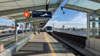 Commuting From Orleans to Downtown Ottawa: Drive, Bus & Train