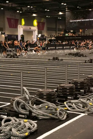 HYROX et courses hybrides : comprendre le phénomène et les épreuves