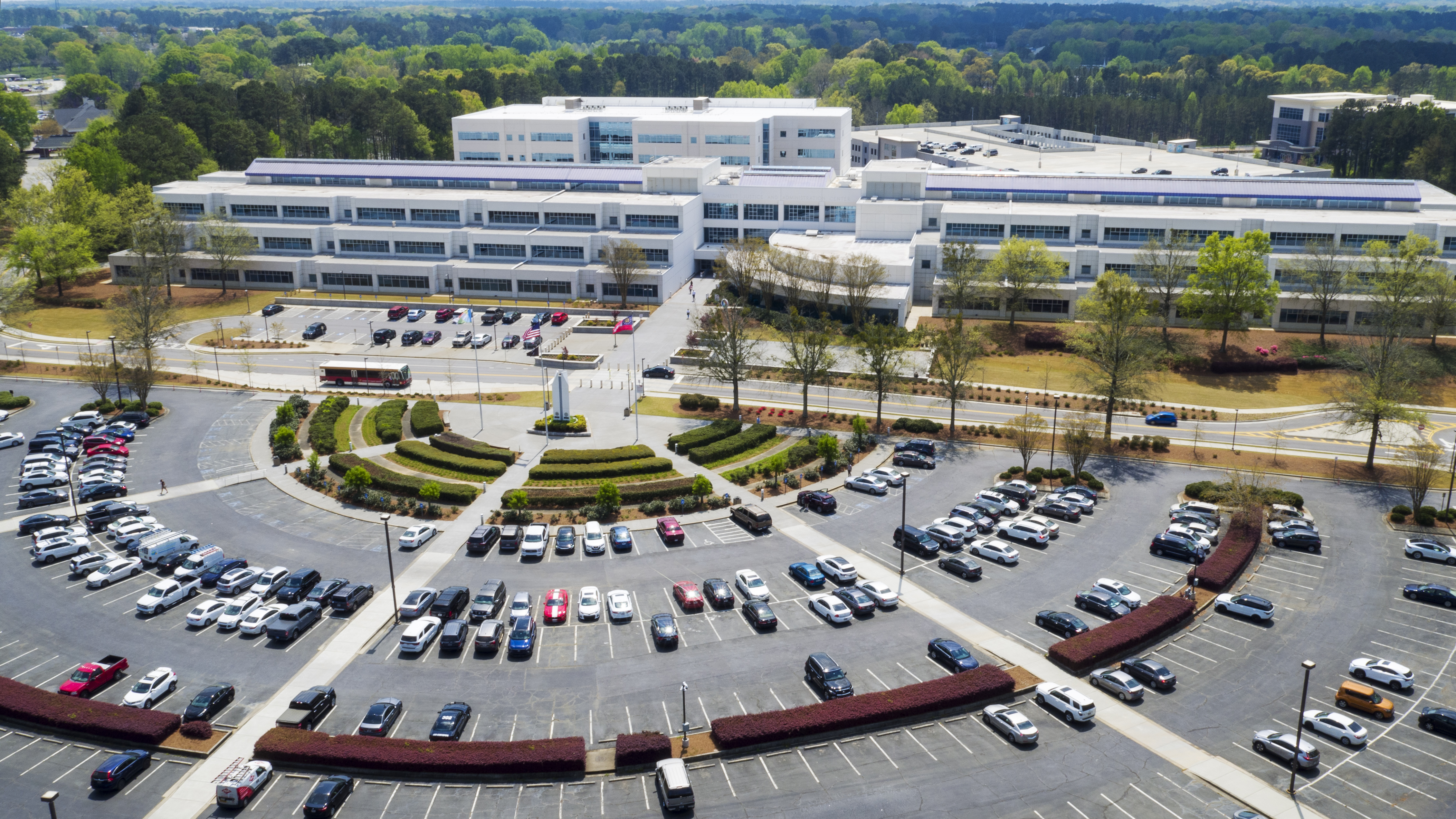 How to Rent a Car for Business Travel in Lawrenceville: Gwinnett County Offices Made Easy (Platinum Motors, Lawrenceville, Georgia)