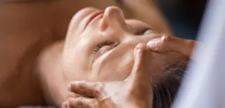7 Signs You Need a Professional Skincare Specialist Right Now