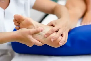 Why More Patients Are Seeking Conservative Care For Needle Pain In Leg And Foot In Leesburg?