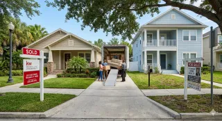 Why Are Some Homes in Avalon Park Selling Fast While Others Sit for Months?