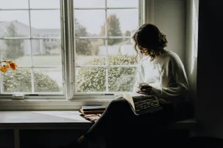 E56 The Cortisol Conversation No One's Having After Cancer