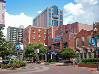 🏡 Moving to Tallahassee, FL? How an Extended Car Rental Makes the Transition Between Homes Easier - Copy