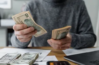 5 myths about selling your house for cash, debunked | Quick Home Offers