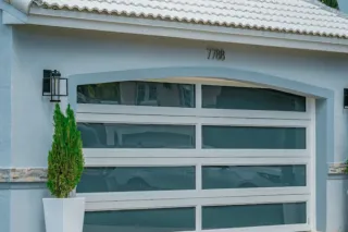 How Much Do Impact Garage Doors Cost in Florida? 2026 Guide
