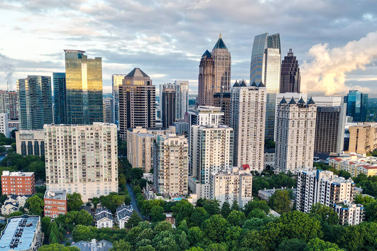 Exploring Downtown Atlanta, GA: Parking Tips and Must-See Attractions | LA 5 Star Rentals, Atlanta, GA