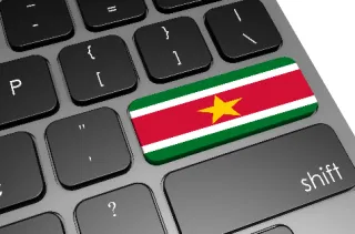 Benefits of Choosing Remote Customer Service Agents in Suriname