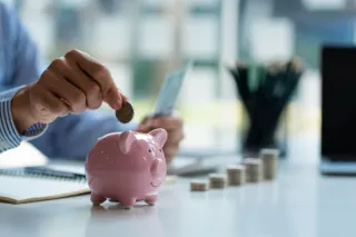 Maximizing Cost Savings with Dutch-Speaking Agents