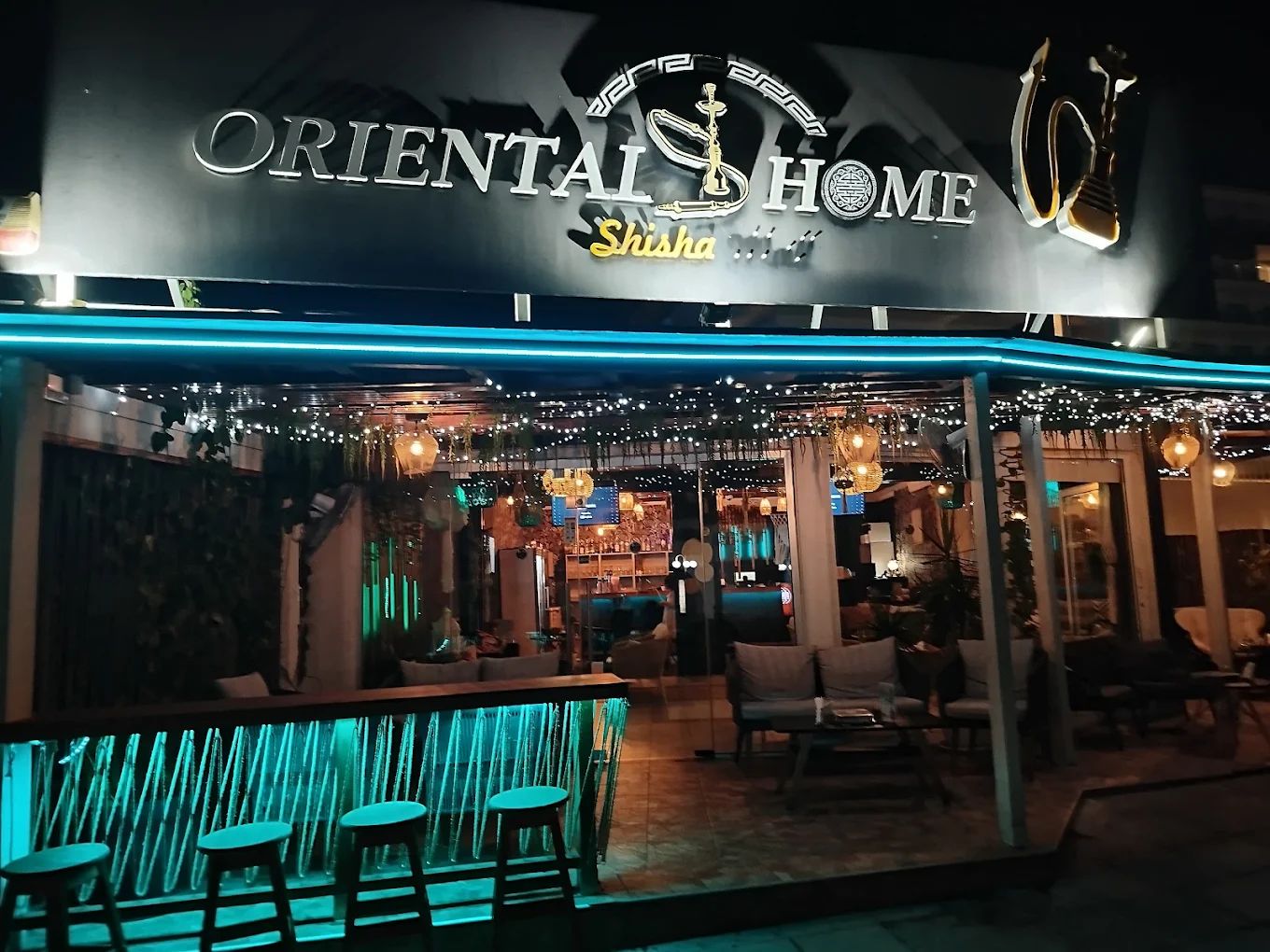 Unwind in Oriental Elegance