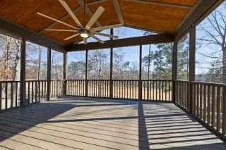 Screened Porches & Three-Season Rooms in MA | Horizon