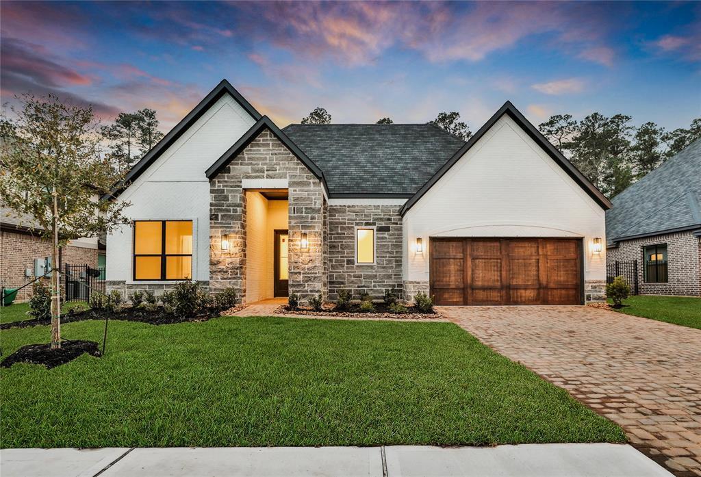 New Construction Homes Near Lake Conroe: What Buyers Should Know (2026 Guide)