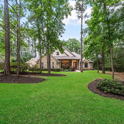 Moving to Lake Conroe? More Privacy Comes With Tradeoffs