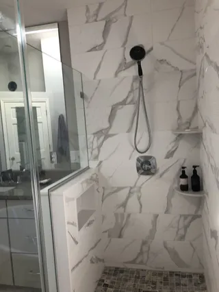 Tub to Shower Conversion Cost: What It Takes and What Has to Move