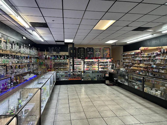 Popular Products You'll Find at a Smoke Shop Tucson AZ
