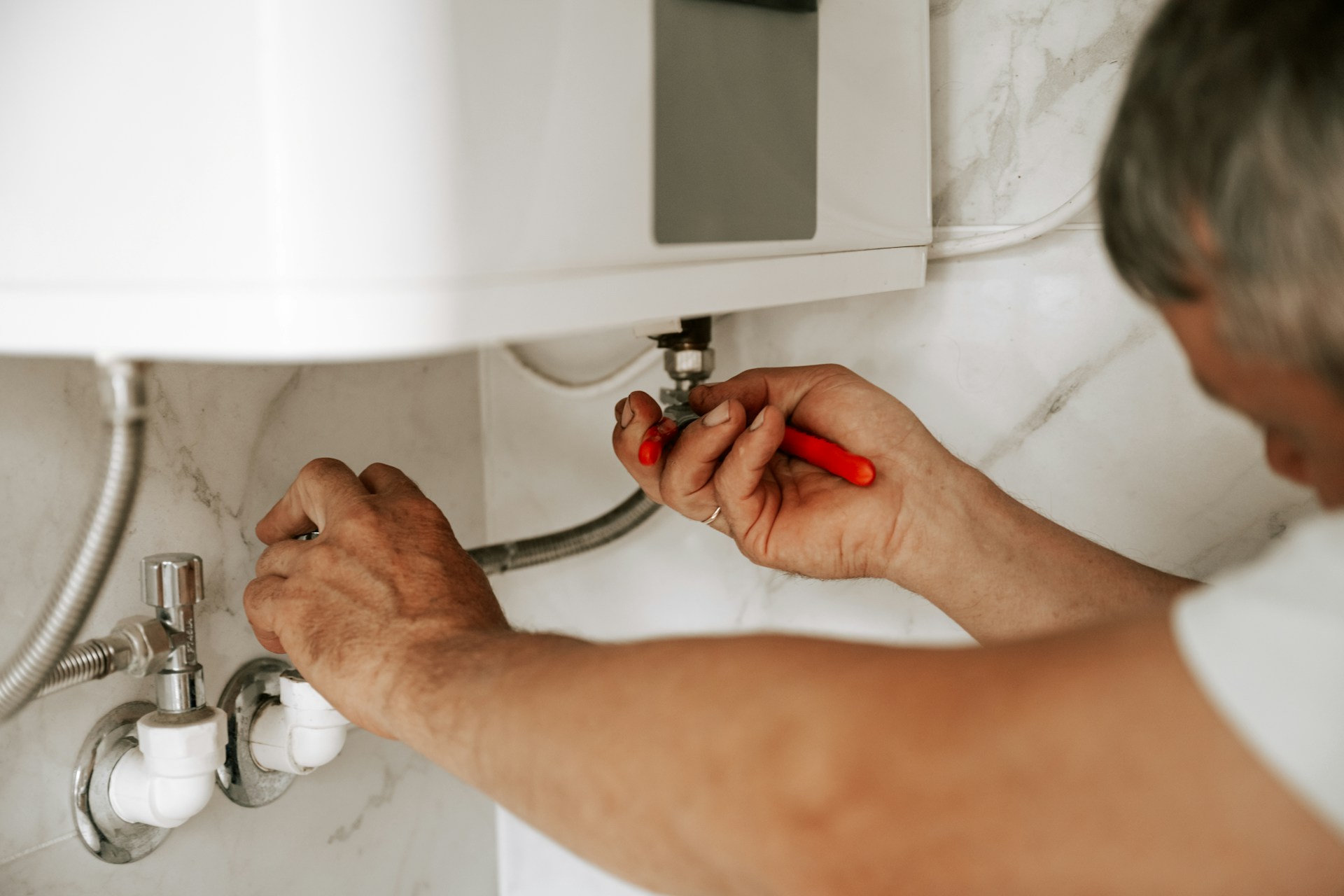 Recognizing Water Heater Emergencies Before Damage Spreads