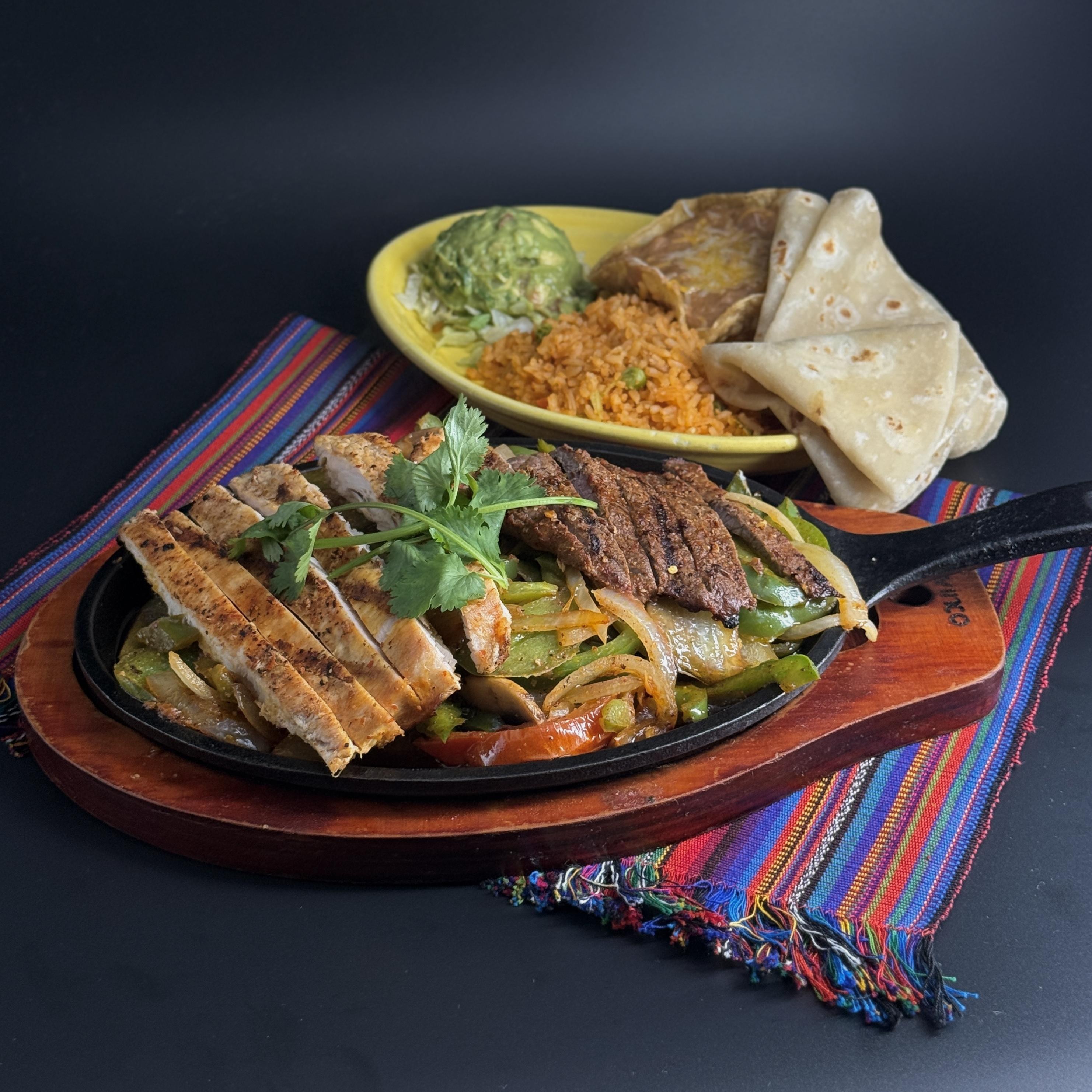 Combo Fajitas at Casa de Bandini: Carlsbad's Sizzling Sensation