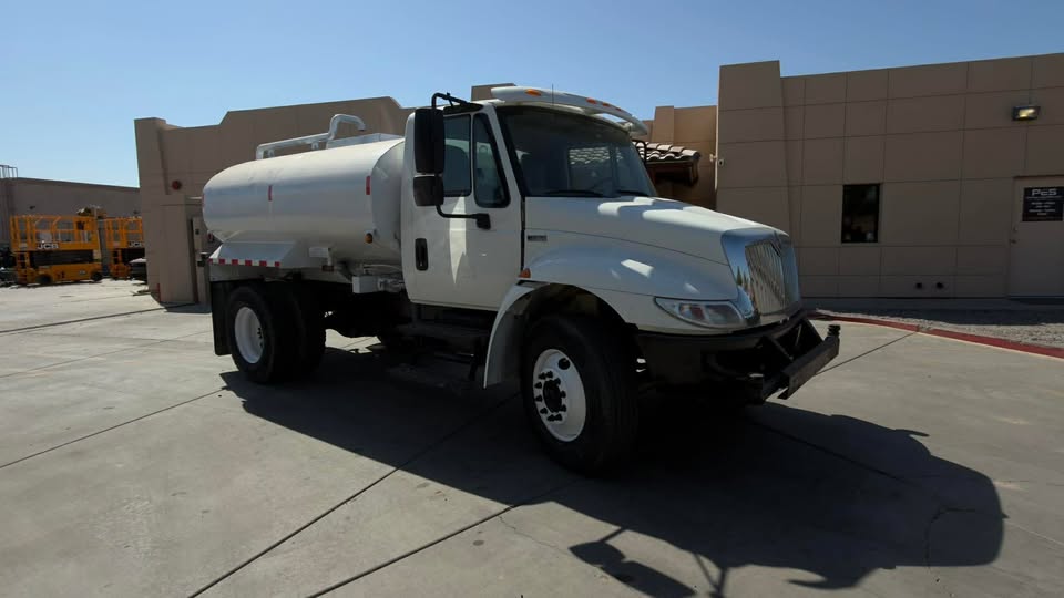 2014 International 4300 Water Truck 2k