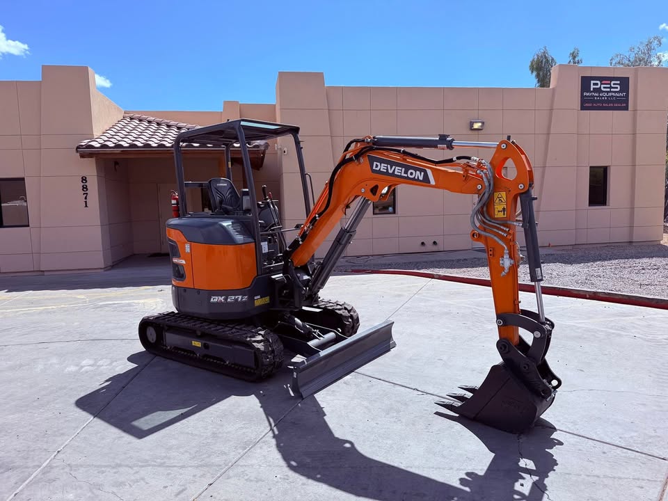 2026 DEVELON DX27z Mini Excavator