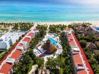 Viva Azteca by Wyndham: A Relaxing Playa del Carmen Escape with a Chichén Itzá Adventure