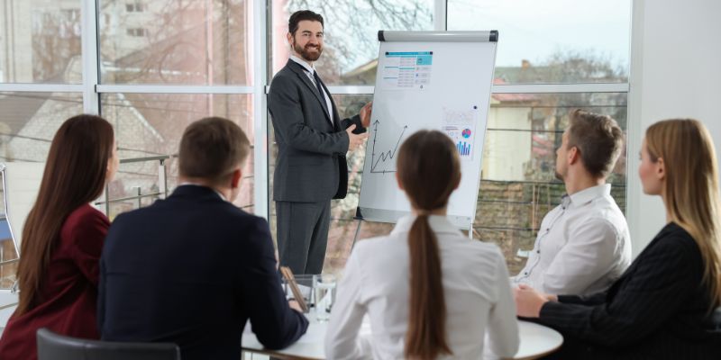 Is a Career in Financial Planning Atlanta GA Worth It? Pros, Cons & Opportunities Explained