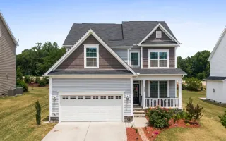 When Is the Right Time to Upgrade to a Bigger Home?