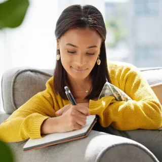 The Anxiety Loop: How Your Thoughts, Body, and Habits Keep Feeding Each Other