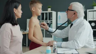 Back-to-School Sports Physicals: What They Actually Check, When to Book, and What Parents Miss