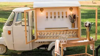 Blog 5: What Is Included in a Turnkey Mobile Bar Business Package?