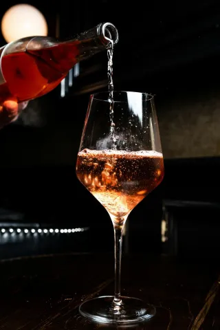 How Alcohol Affects Menopause Symptoms — and What to Do Instead