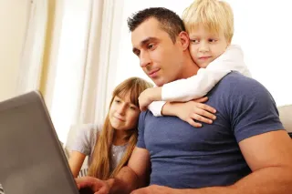Balancing MBA and Parenting: 5 Ways to Survive the Workload