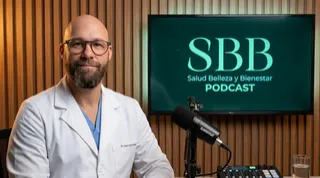 Dr. Juan José Duque Ramírez en evaluación de endocrinología clínica en El Nogal Bogotá.