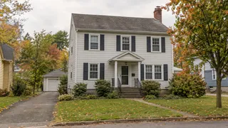 Selling a House Without a Real Estate Agent in New York: What Capital Region Homeowners Should Know