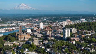 Renting a Car in Federal Way, WA? 🚗 7 Local Driving Tips for Exploring the Seattle-Tacoma Area