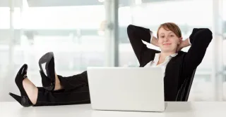 How to Stay Present When You’re Managing 100 Moving Parts