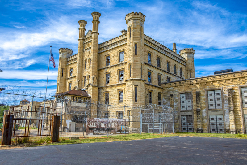 Your Southwest Suburban Driving Guide: Finding the Right Rental in Tinley Park & Mokena