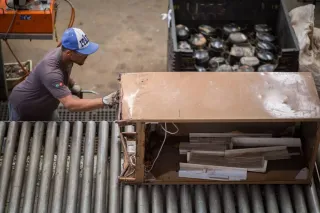 Empresas de Logística Reversa em SP: Por Que o Instituto Loop é Referência em São Paulo