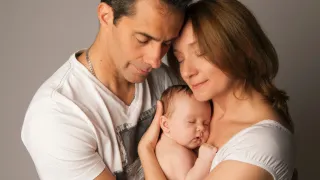 Een ‘bevalboete’? Wat zegt dit beleid over hoe we naar nieuw leven kijken?