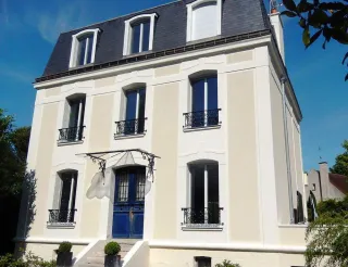Comment prolonger la durée de vie de sa toiture à Beauvais sans gros travaux ?