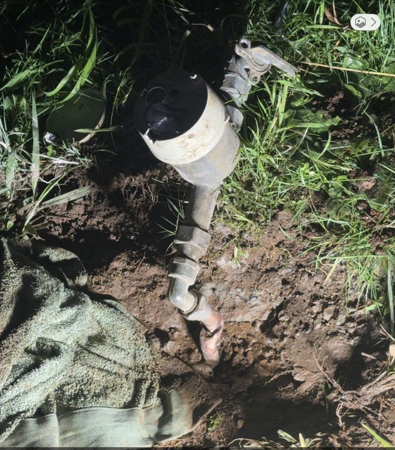 Burst Pipes & Water Leaks: What to Do Before Your Plumber Arrives
