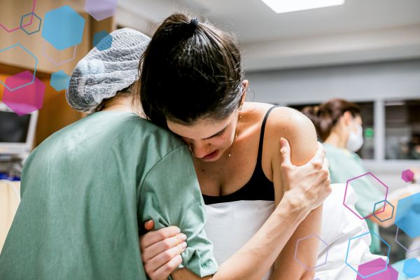 How Doulas Work with Midwives and Consultants in UK Maternity Care