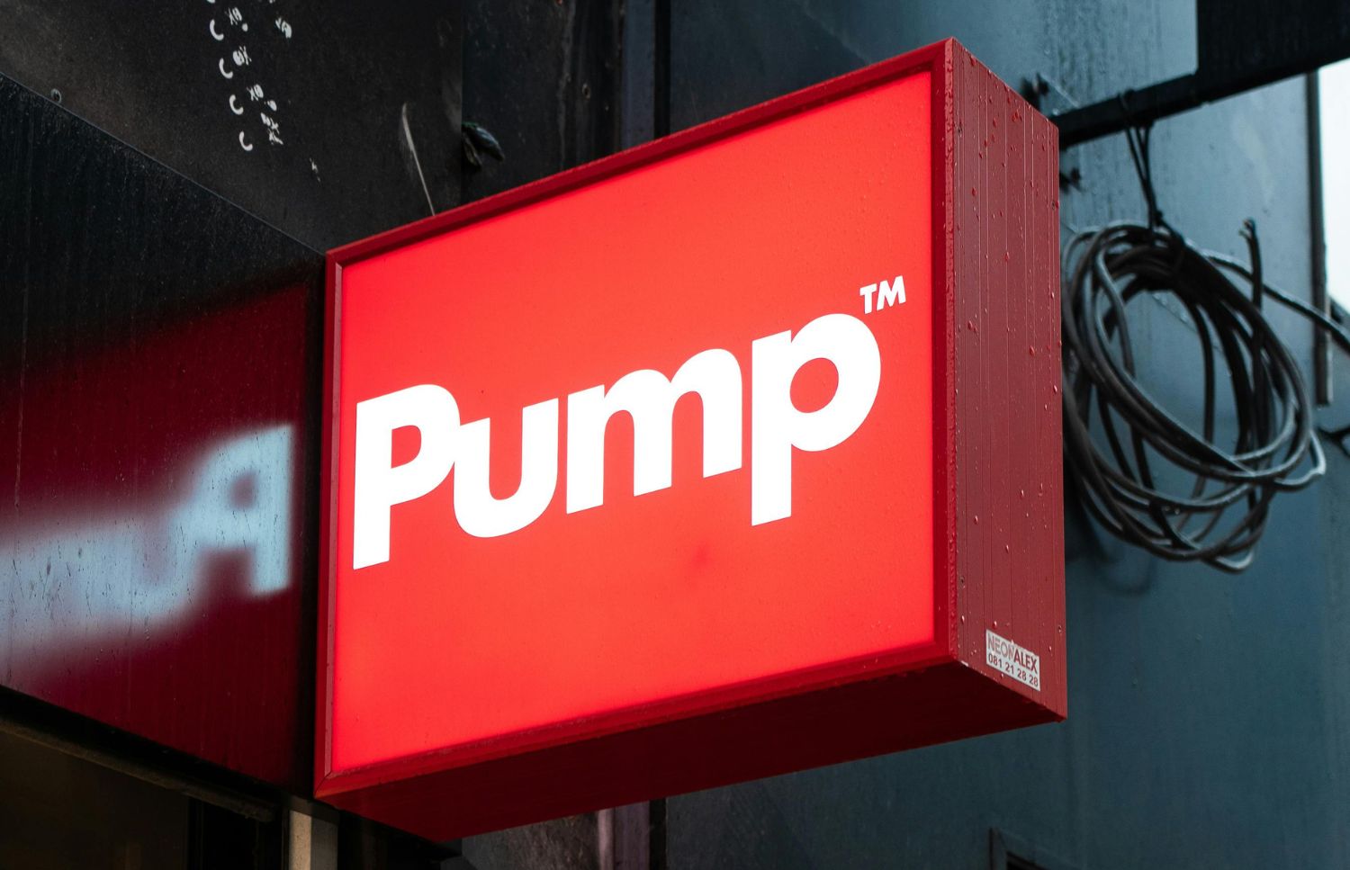 Understanding Colors in Sign Design: How Color Choices Impact Visibility