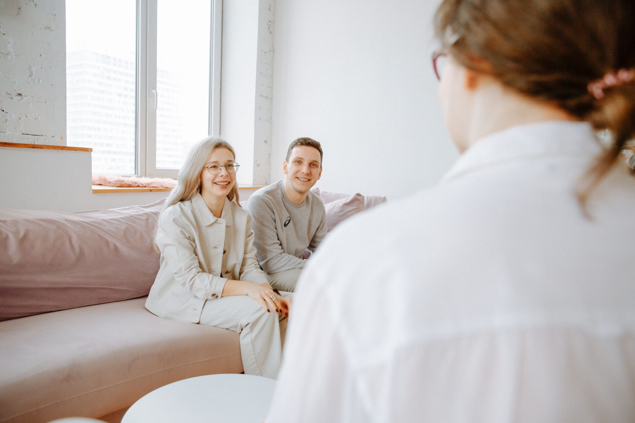 Marriage Coaching vs. Couples Therapy: Why the 8-Week Fast Track Beats Year-Long Weekly Sessions - Life Wise