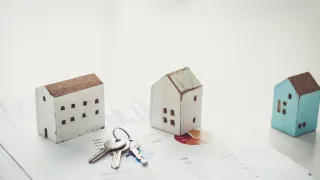 Active vs. Passive Real Estate Investing Explained